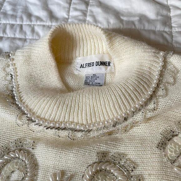 vintage mock neck embellished pearl bead knit sweater sz XL fairy christmas - Picture 3 of 8